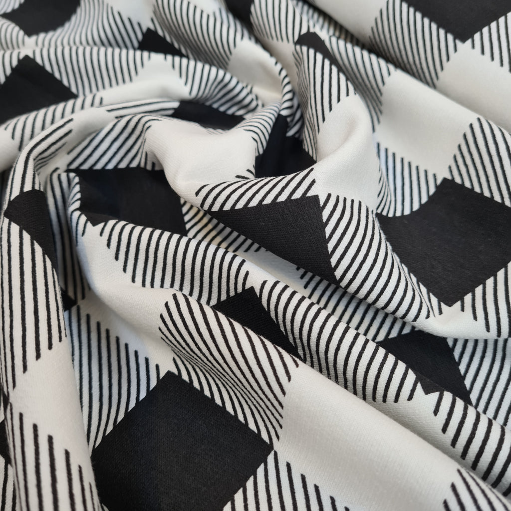 👉 Fiver Fabrics 👈 Black Checkered French Terry, priced by metre
